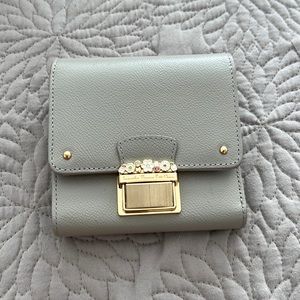 Samantha Thavasa wallet